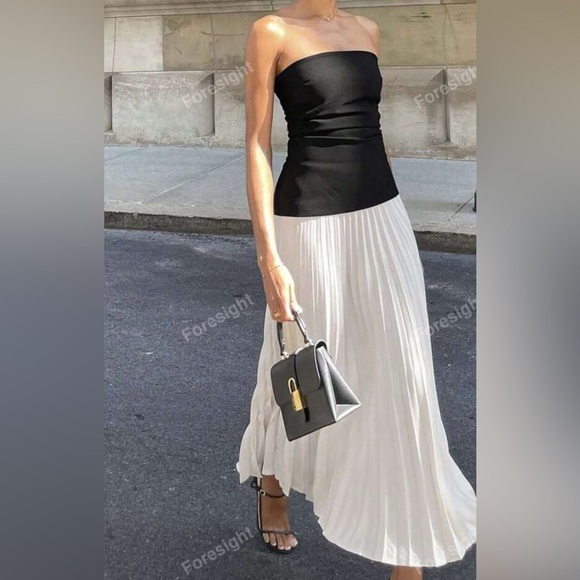 SHEIN Dresses & Skirts - Strapless colorblock Black and White Pleated Dress size Large